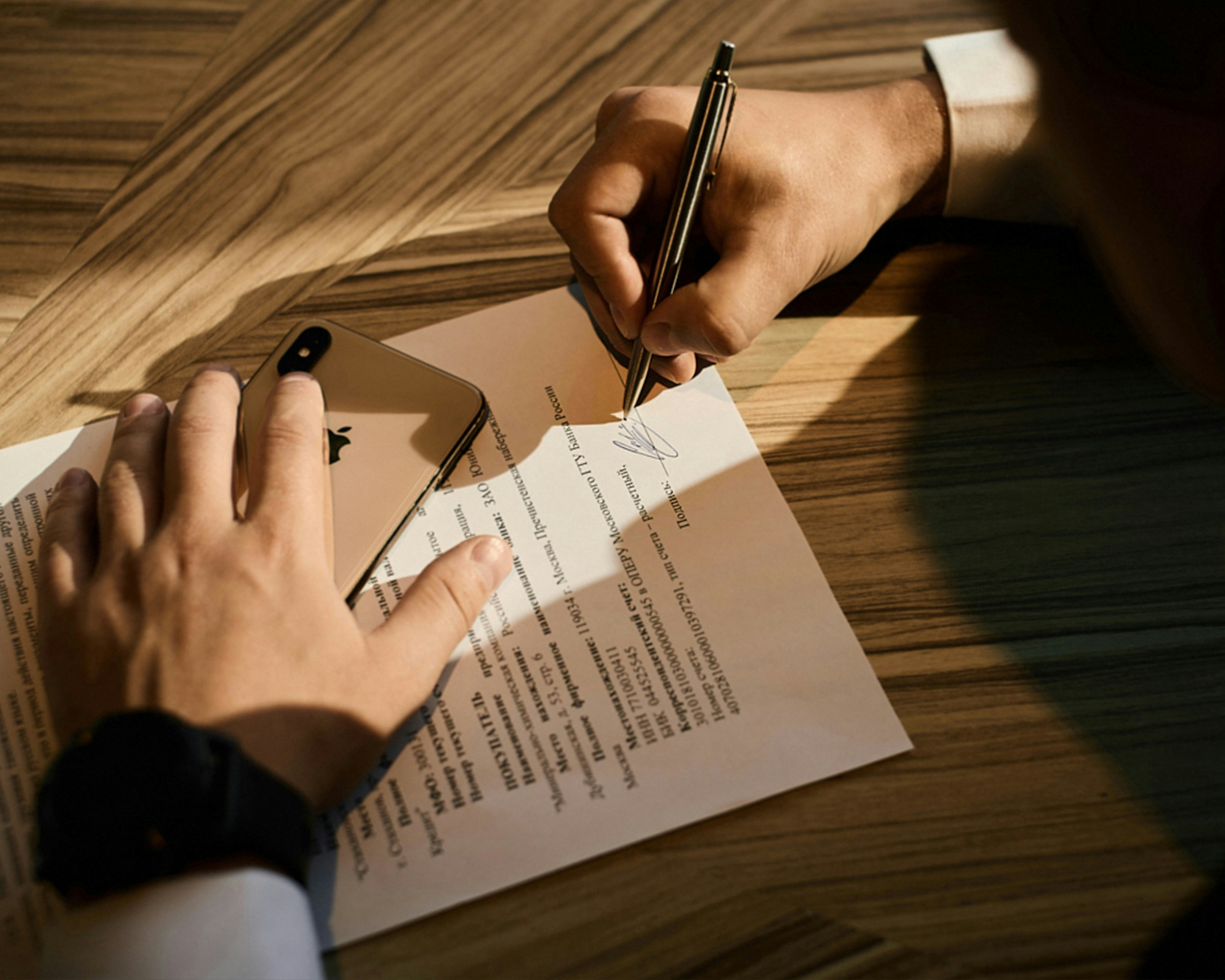 Signature de documents pour un dossier de litige locatif au TAL